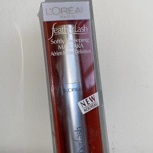 L'Oreal Feather Lash Washable Mascara ( AUBURN ) NEW.